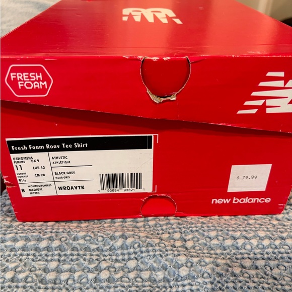 NIB New Balance Fresh Foam Roav Running Shoe - Picture 3 of 3